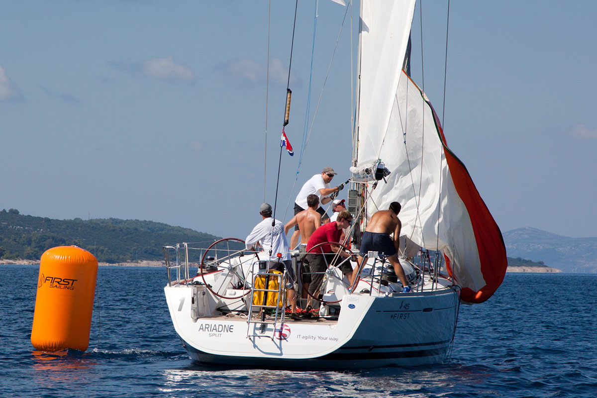 It regatta 2012 7476