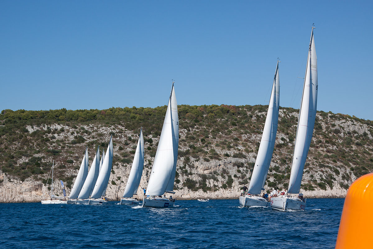 Stavebni regatta 2012 7946